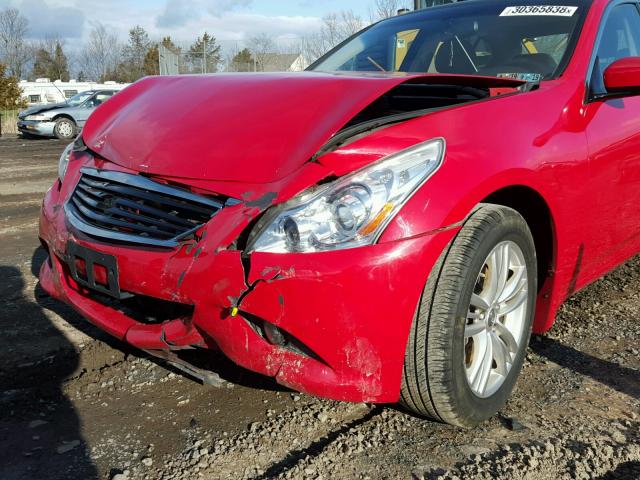 JN1CV6AR2AM461566 - 2010 INFINITI G37 RED photo 9