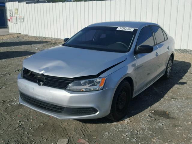 3VW1K7AJXEM333726 - 2014 VOLKSWAGEN JETTA BASE 银色 照片 2