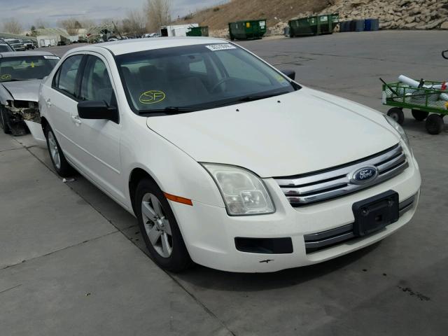 3FAHP06ZX8R211454 - 2008 FORD FUSION S WHITE photo 1