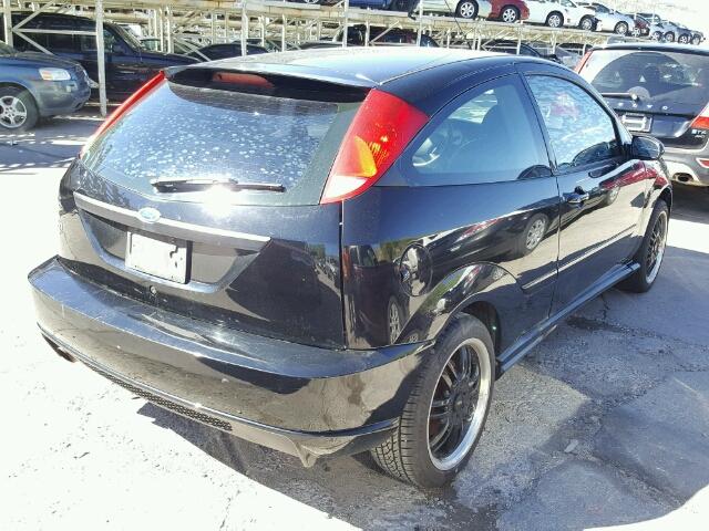 3FAHP39532R199908 - 2002 FORD FOCUS SVT BLACK photo 4