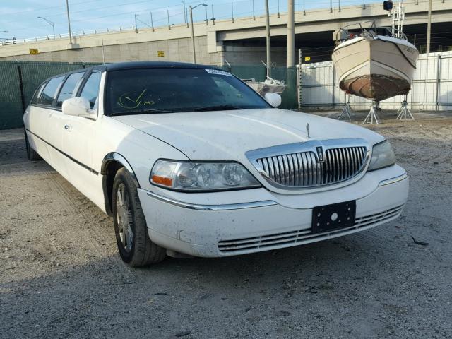 1L1FM81W73Y605491 - 2003 LINCOLN TOWN CAR E WHITE photo 1