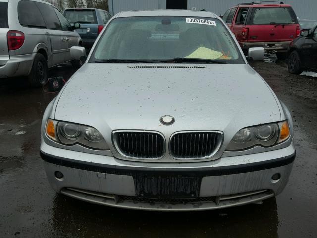 WBAEV53422KM17188 - 2002 BMW 330 I SILVER photo 9