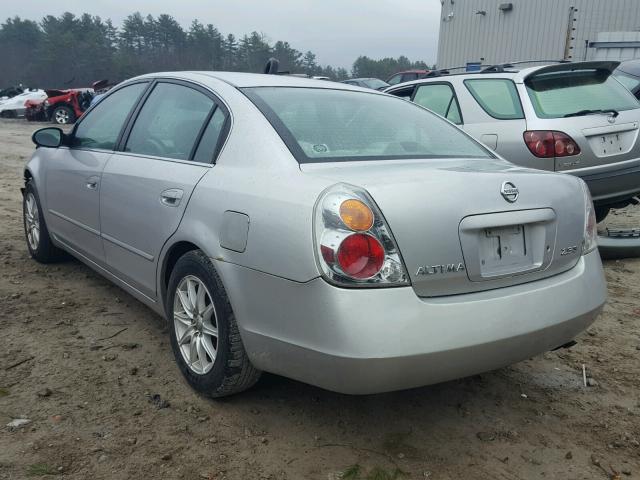 1N4AL11D43C190218 - 2003 NISSAN ALTIMA BAS SILVER photo 3