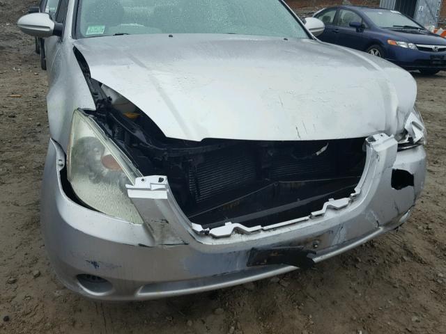 1N4AL11D43C190218 - 2003 NISSAN ALTIMA BAS SILVER photo 9