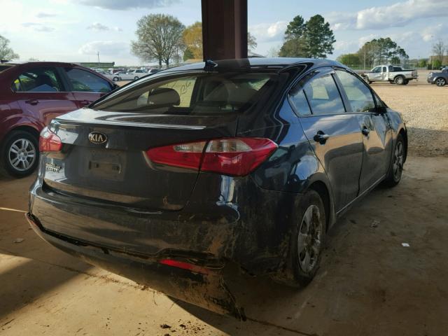 KNAFX4A65F5257826 - 2015 KIA FORTE LX GRAY photo 4