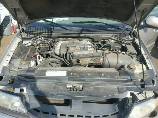 5LMEU27A2YLJ42082 - 2000 LINCOLN NAVIGATOR 棕色 照片 7