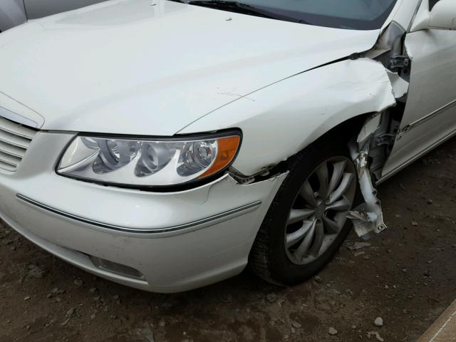 KMHFC46F16A121624 - 2006 HYUNDAI AZERA SE WHITE photo 9