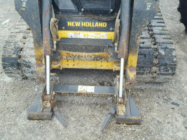 JAF0C232EBM427344 - 2011 NEWH SKIDSTEER YELLOW photo 9