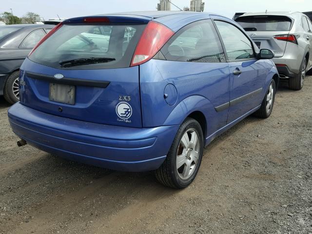 3FAFP31Z53R181997 - 2003 FORD FOCUS ZX3 BLUE photo 4