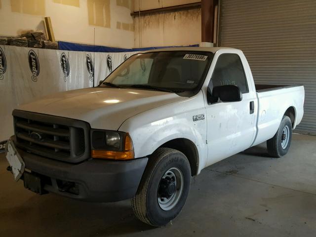 1FTNF20L0YED78943 - 2000 FORD F250 SUPER WHITE photo 2