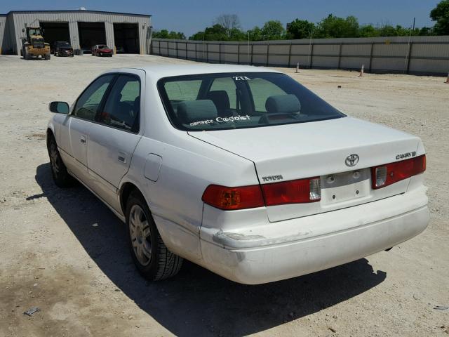 4T1BG22K31U765868 - 2001 TOYOTA CAMRY CE WHITE photo 3