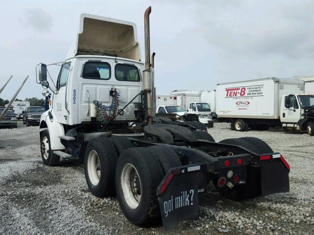 2FWJA3CV66AW47056 - 2006 STERLING TRUCK AT 9500 WHITE photo 3