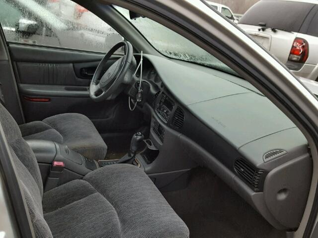 2G4WB52K321226438 - 2002 BUICK REGAL LS 银色 照片 5