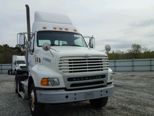 2FWJA3CVX6AW47061 - 2006 STERLING TRUCK AT 9500 WHITE photo 1