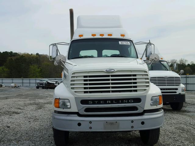 2FWJA3CVX6AW47061 - 2006 STERLING TRUCK AT 9500 WHITE photo 9