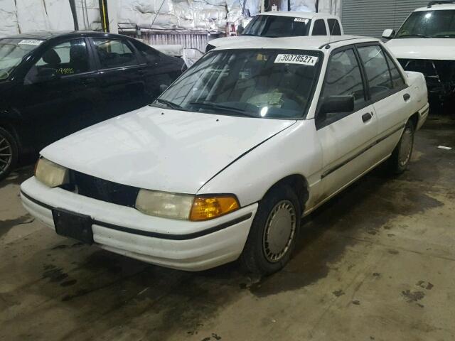 3FAPP13J0PR184117 - 1993 FORD ESCORT LX WHITE photo 2