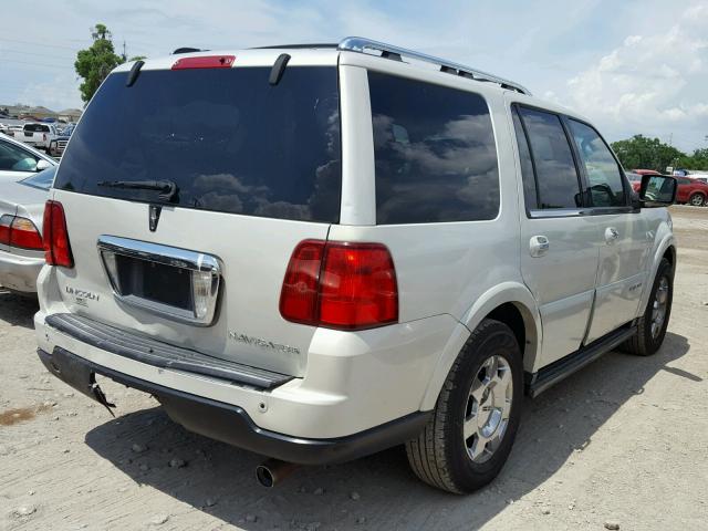 5LMFU27596LJ24179 - 2006 LINCOLN NAVIGATOR WHITE photo 4