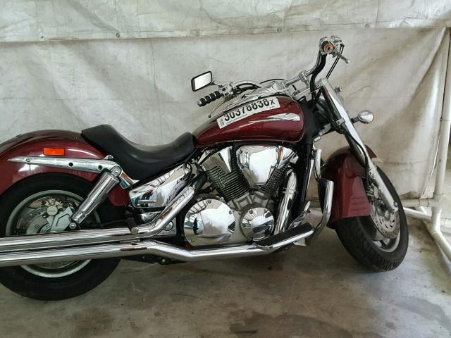 1HFSC52646A309042 - 2006 HONDA VTX1300 R BURGUNDY photo 9