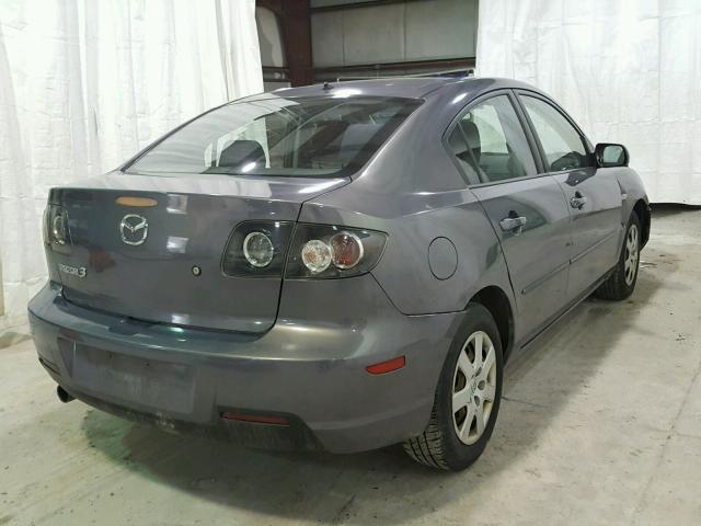 JM1BK12G481813768 - 2008 MAZDA 3 I GRAY photo 4