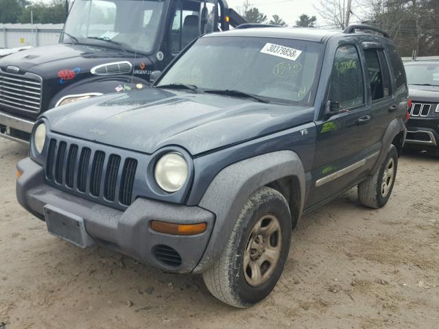 1J4GL48K62W270198 - 2002 JEEP LIBERTY SP GREEN photo 2