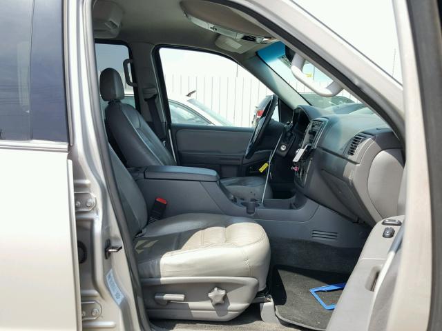 1FMZU63EX5ZA24830 - 2005 FORD EXPLORER X SILVER photo 5