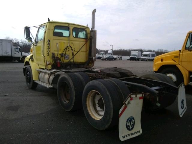 2FWJA3CV24AM76352 - 2004 STERLING TRUCK AT 9500 YELLOW photo 3