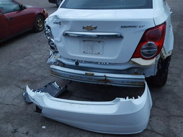 1G1JC5EH6D4197366 - 2013 CHEVROLET SONIC LT WHITE photo 9