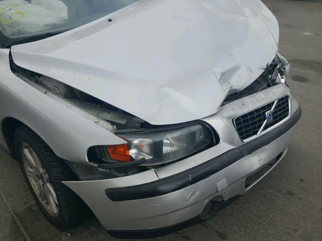 YV1RS61R122191463 - 2002 VOLVO S60 Күміс фото 10