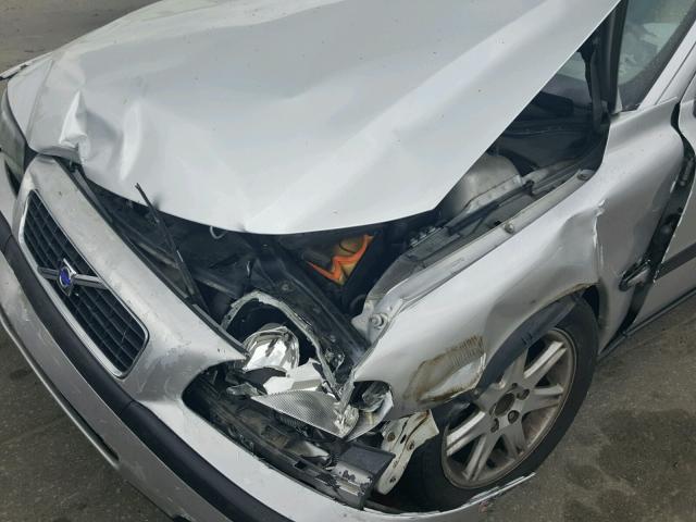 YV1RS61R122191463 - 2002 VOLVO S60 Күміс фото 9