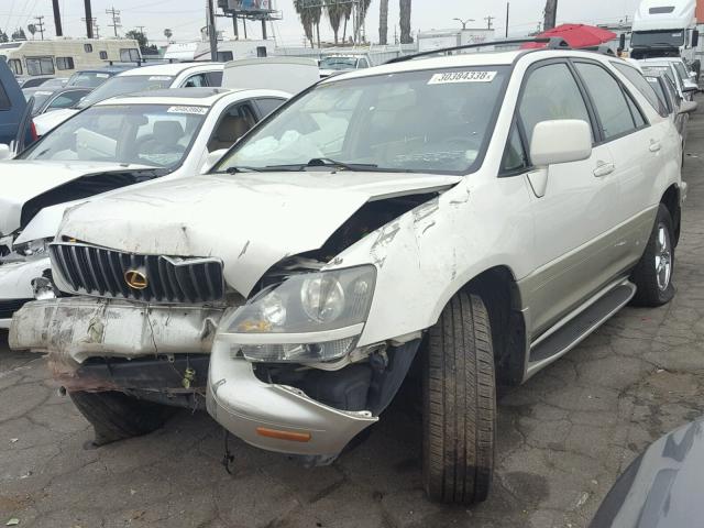 JT6GF10U2Y0062265 - 2000 LEXUS RX 300 WHITE photo 2