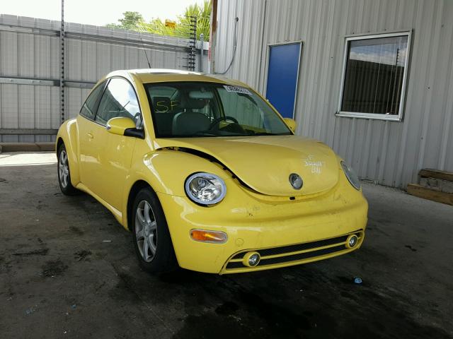 3VWCD31C84M413540 - 2004 VOLKSWAGEN NEW BEETLE 黄色 照片 1