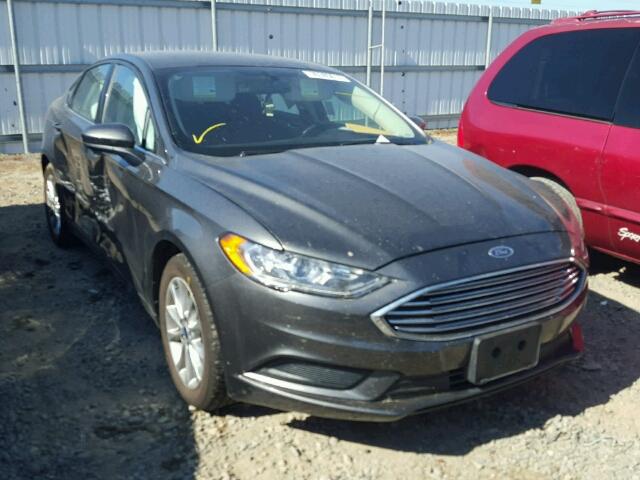 3FA6P0HD4HR253157 - 2017 FORD FUSION SE GRAY photo 1