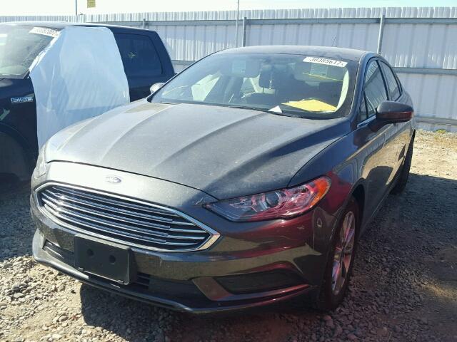 3FA6P0HD4HR253157 - 2017 FORD FUSION SE GRAY photo 2