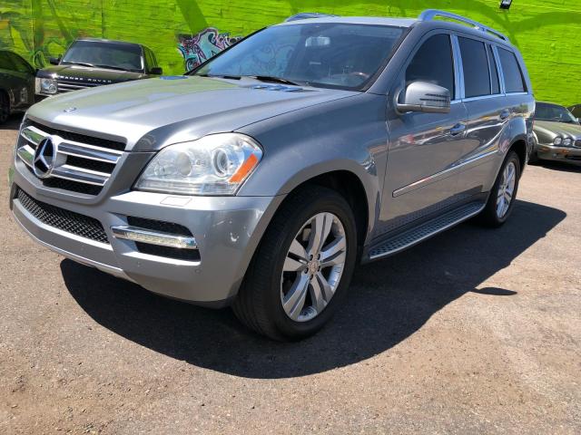 4JGBF7BE0CA765163 - 2012 MERCEDES-BENZ GL 450 4MA SILVER photo 2