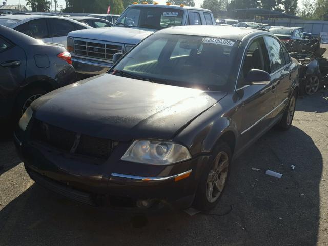 WVWRH63B04P196860 - 2004 VOLKSWAGEN PASSAT GLX 黑色 照片 2