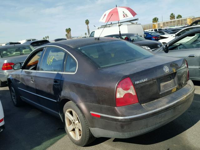 WVWRH63B04P196860 - 2004 VOLKSWAGEN PASSAT GLX 黑色 照片 3