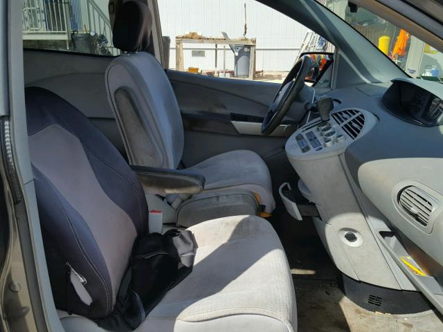 5N1BV28U44N339328 - 2004 NISSAN QUEST S GRAY photo 5