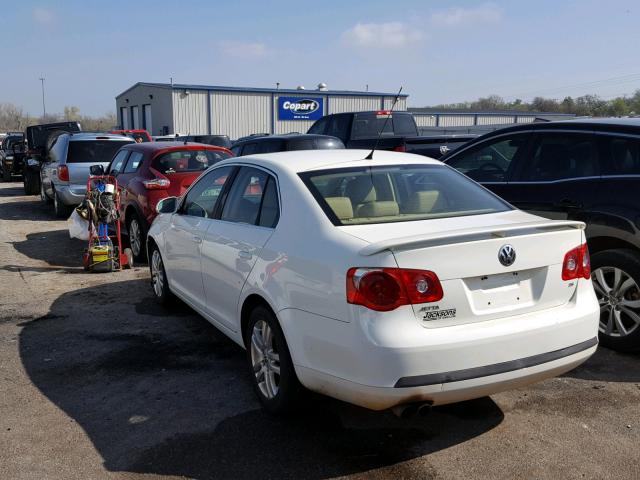 3VWEF81K87M134567 - 2007 VOLKSWAGEN JETTA WOLF WHITE photo 3