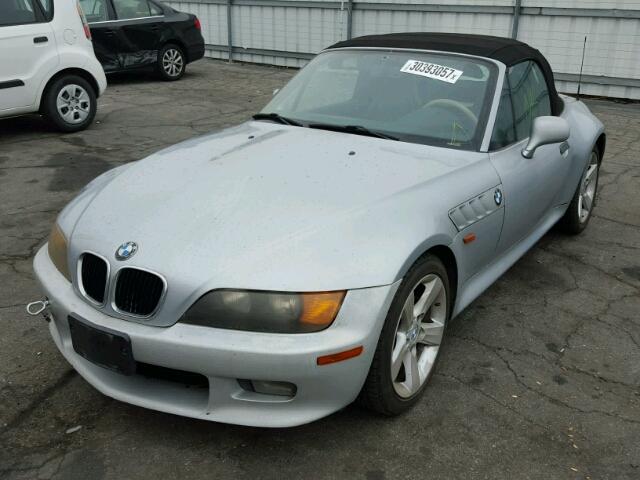 4USCJ3325WLB63255 - 1998 BMW Z3 2.8 SILVER photo 2