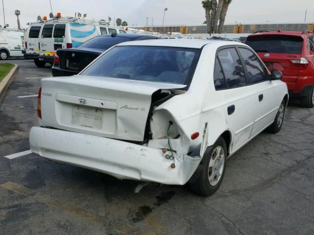 KMHCG45GXYU040074 - 2000 HYUNDAI ACCENT GL WHITE photo 4