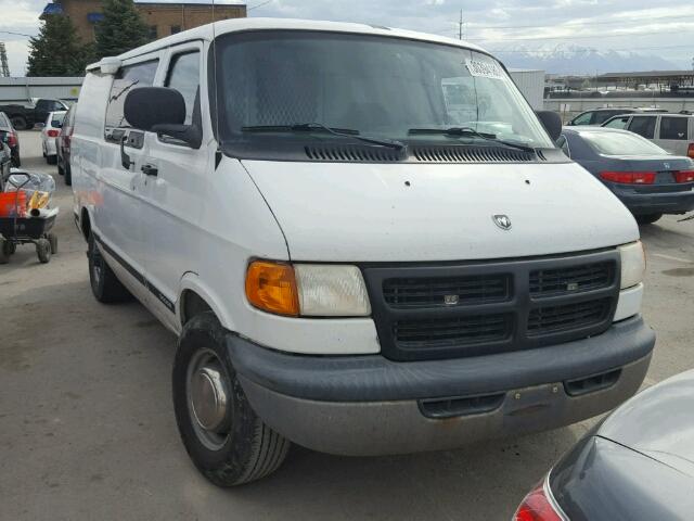 2B7JB21T52K137598 - 2002 DODGE RAM VAN B2 WHITE photo 1