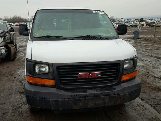 1GTGG25V961209170 - 2006 GMC SAVANA G25 WHITE photo 9