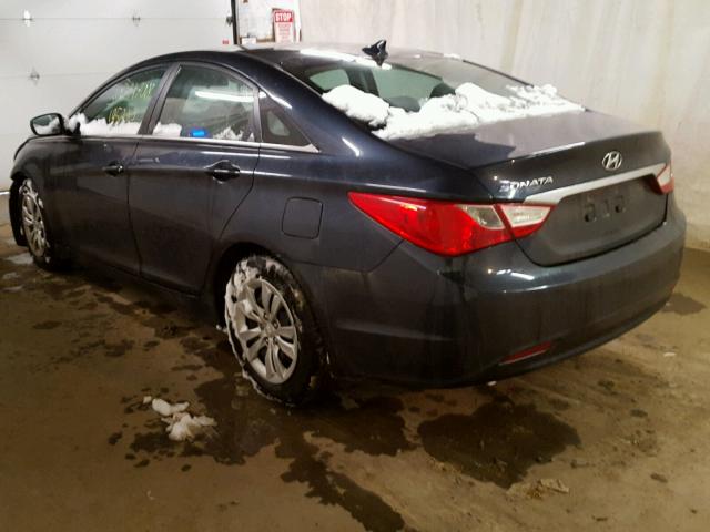 5NPEB4AC6BH035972 - 2011 HYUNDAI SONATA GLS BLUE photo 3