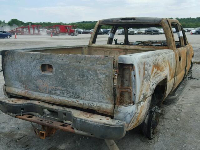 1GCHK23U05F816170 - 2005 CHEVROLET SILVERADO BURN photo 4