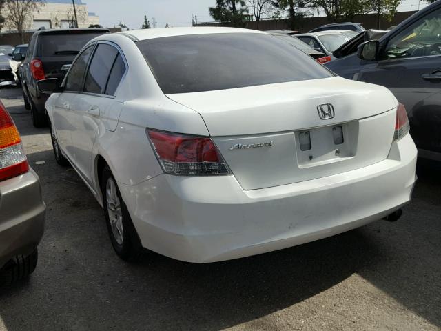 JHMCP26418C040613 - 2008 HONDA ACCORD LXP WHITE photo 3