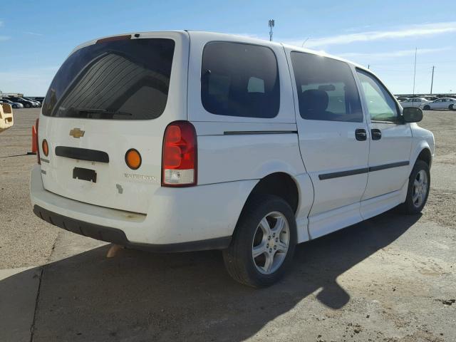 1GBDV13W68D198228 - 2008 CHEVROLET UPLANDER I 白色 照片 4