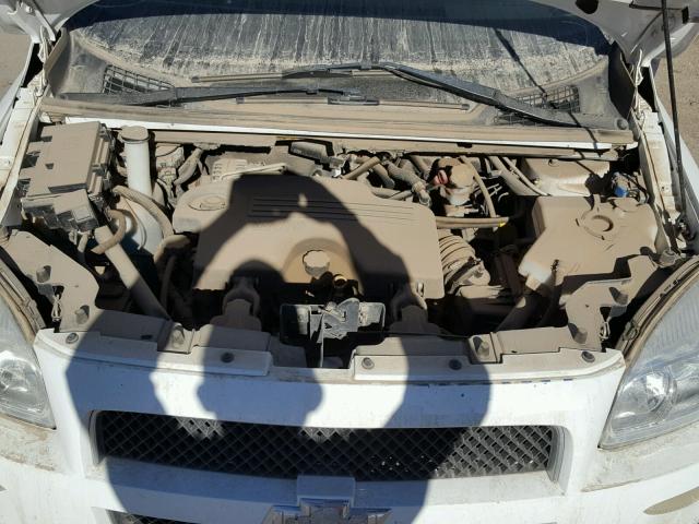 1GBDV13W68D198228 - 2008 CHEVROLET UPLANDER I 白色 照片 7