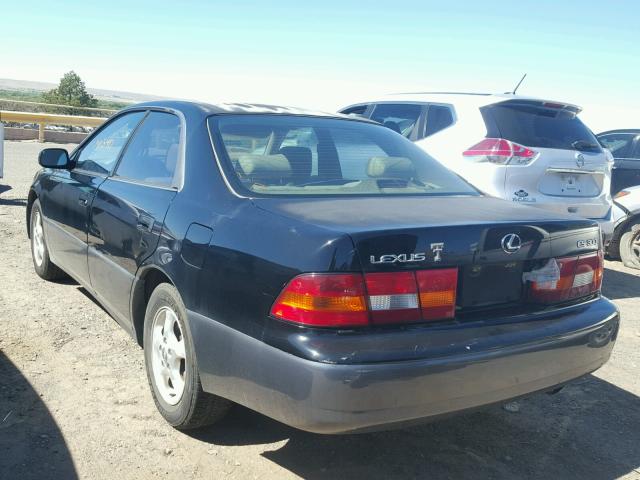 JT8BF22G1V0003248 - 1997 LEXUS ES 300 BLACK photo 3