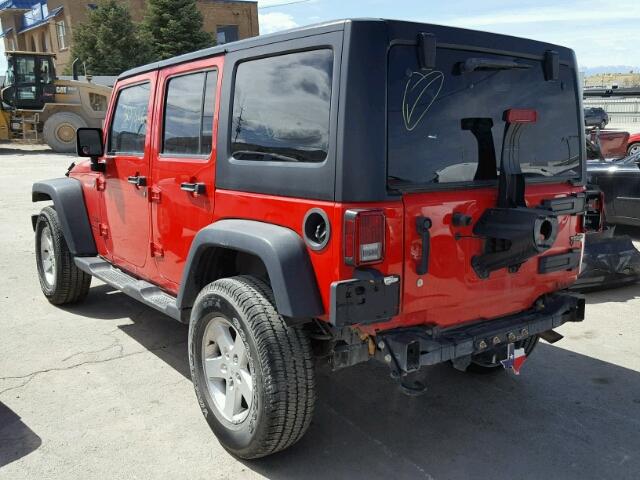 1C4BJWDG2FL512060 - 2015 JEEP WRANGLER U RED photo 3