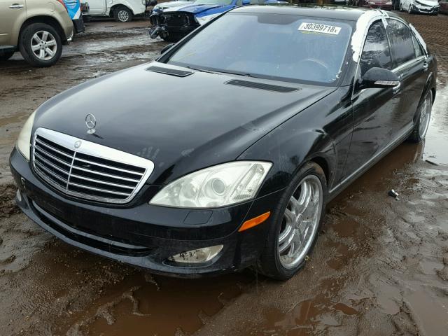 WDDNG71X67A135581 - 2007 MERCEDES-BENZ S 550 BLACK photo 2